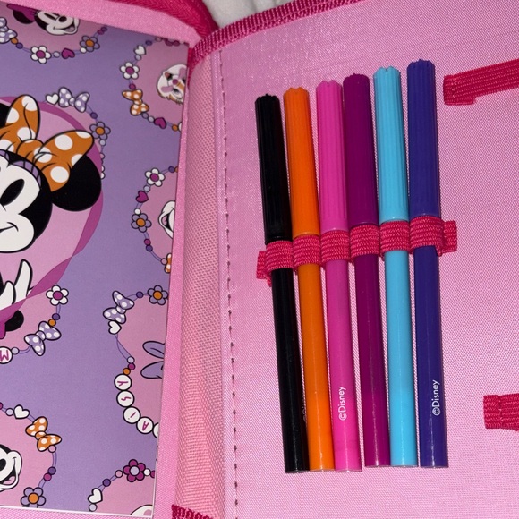 Disney Minnie Mouse activity and coloring set - Picture 4 of 8
